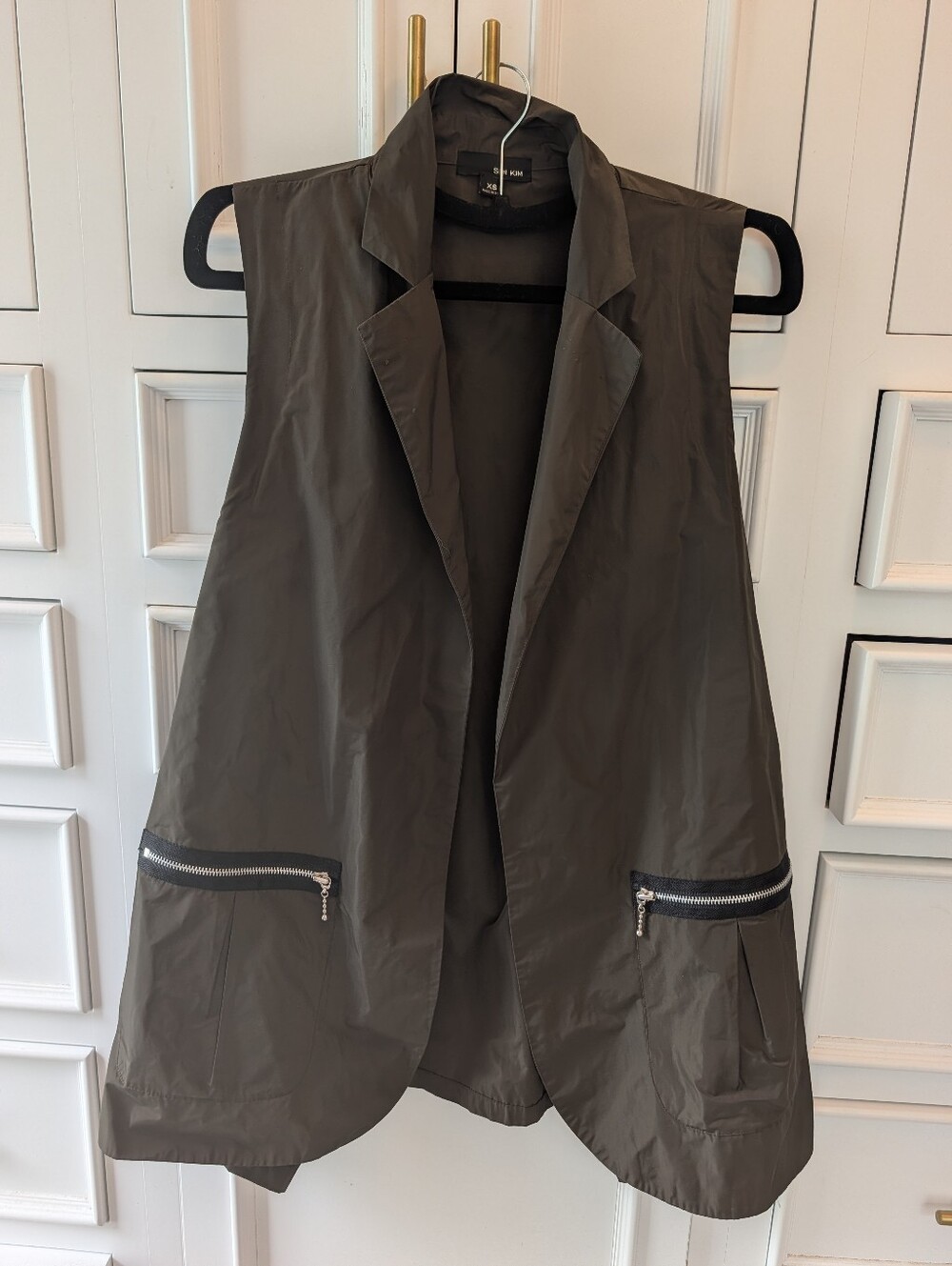 Sun Kim woman's nylon long vest tunic